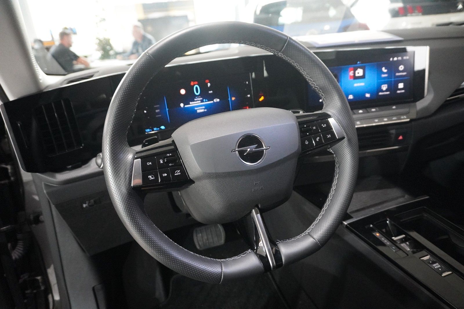 Fahrzeugabbildung Opel Astra L Lim. 1.6 HYBRID BUSINESS NAVI/LED/KAMERA