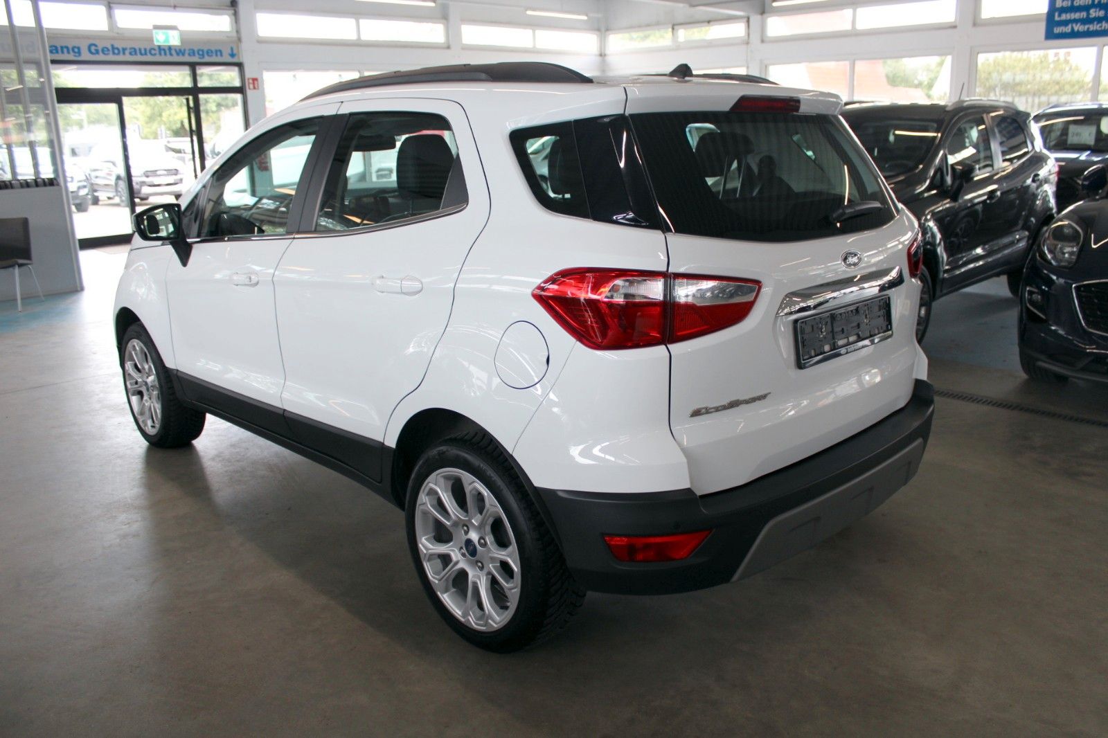 Fahrzeugabbildung Ford EcoSport Titanium LED WinterPaket DAB GJR PDC