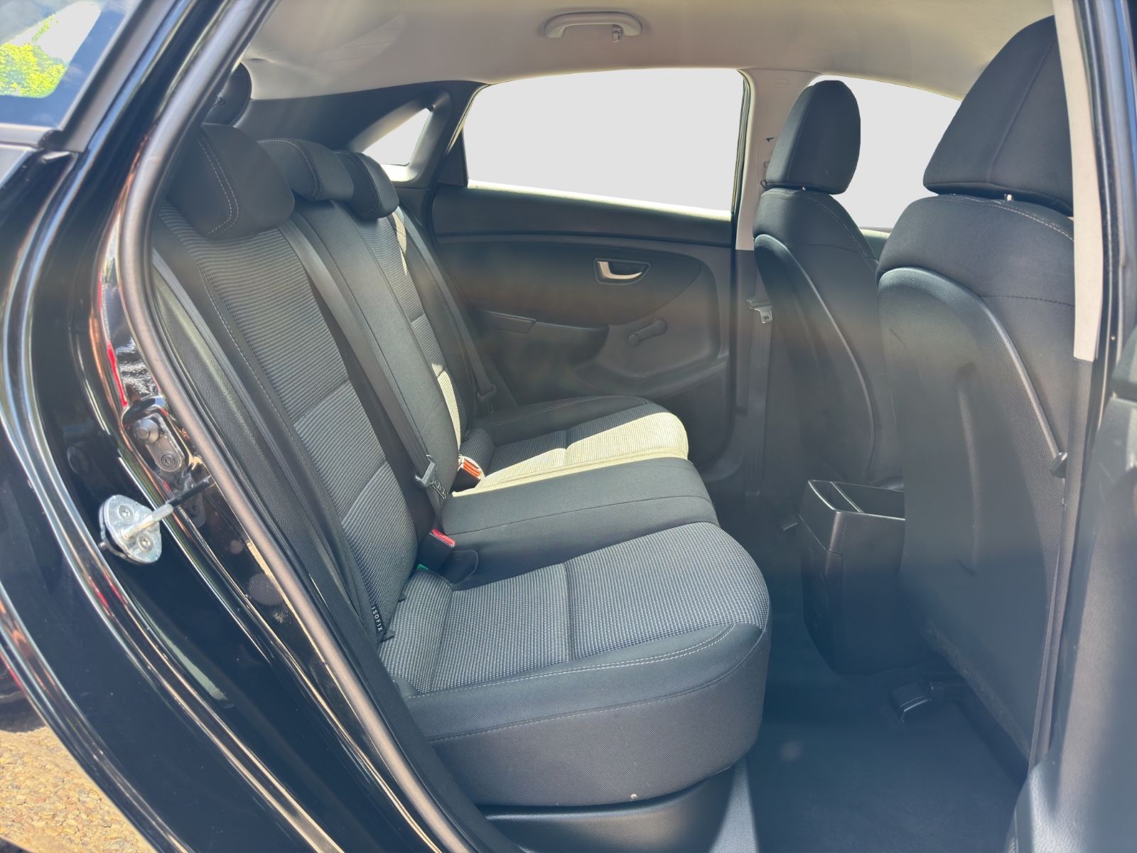 Fahrzeugabbildung Hyundai i30 Classic /Klimaanlage/Sitzhz./LED/TÜV Neu