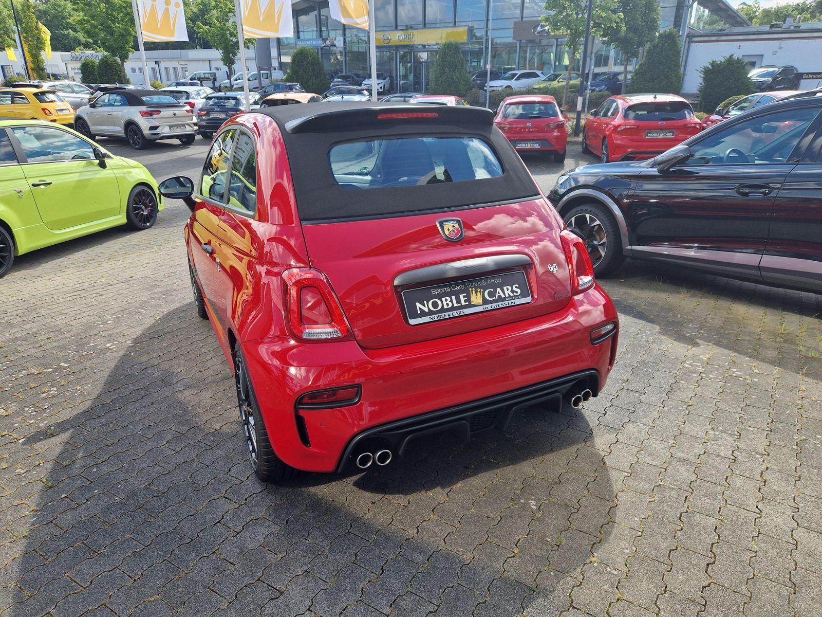 Fahrzeugabbildung Abarth 695C Beats Soundsystem NAVI ALU