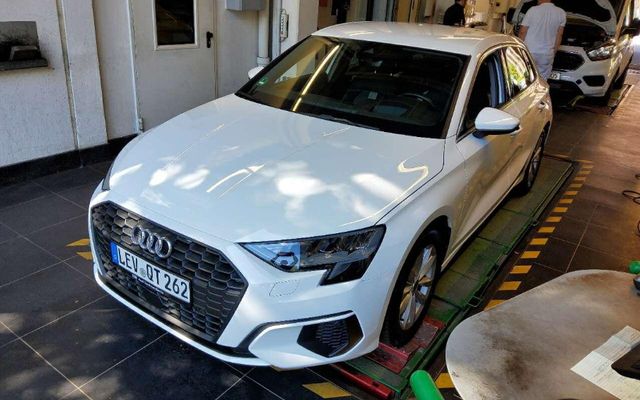 Audi A3 SB 35 TFSI S-Tr. LED/NAVI+/SHZ/DAB/HUD/VIRTU