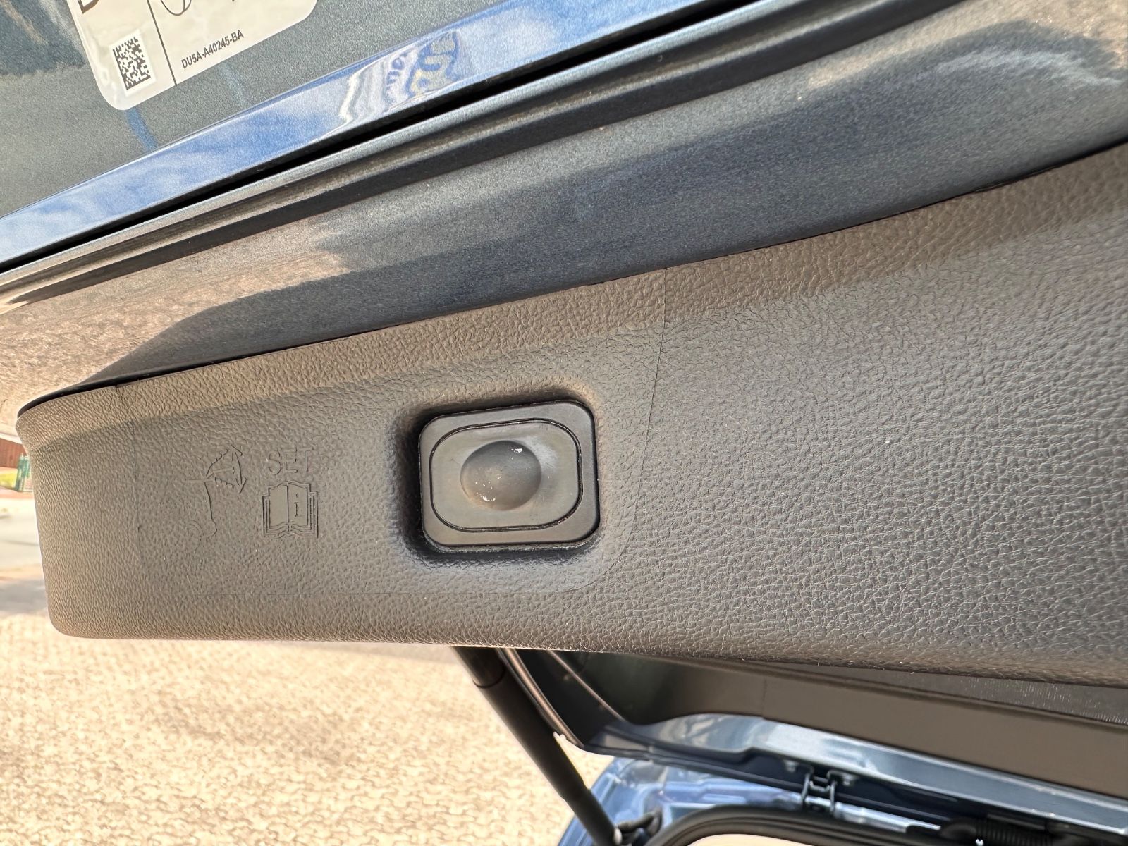 Fahrzeugabbildung Ford S-Max 1.5 EB Titanium 7-Sitz/LED/KeyFree/RFK/PDC