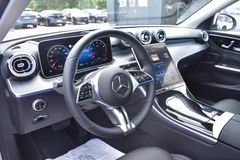 Fahrzeugabbildung Mercedes-Benz C200 4Matic*LED*PANO*360°*HUD*DAB*LIGHT*