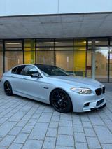 BMW F10 525d 3.0L *Scheckheftgepflegt* - BMW 525 aus 2010: 525d