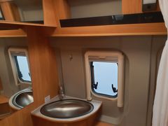 Pössl 2 Win Plus, nur 6.800 km,Sat automatisch,Solar