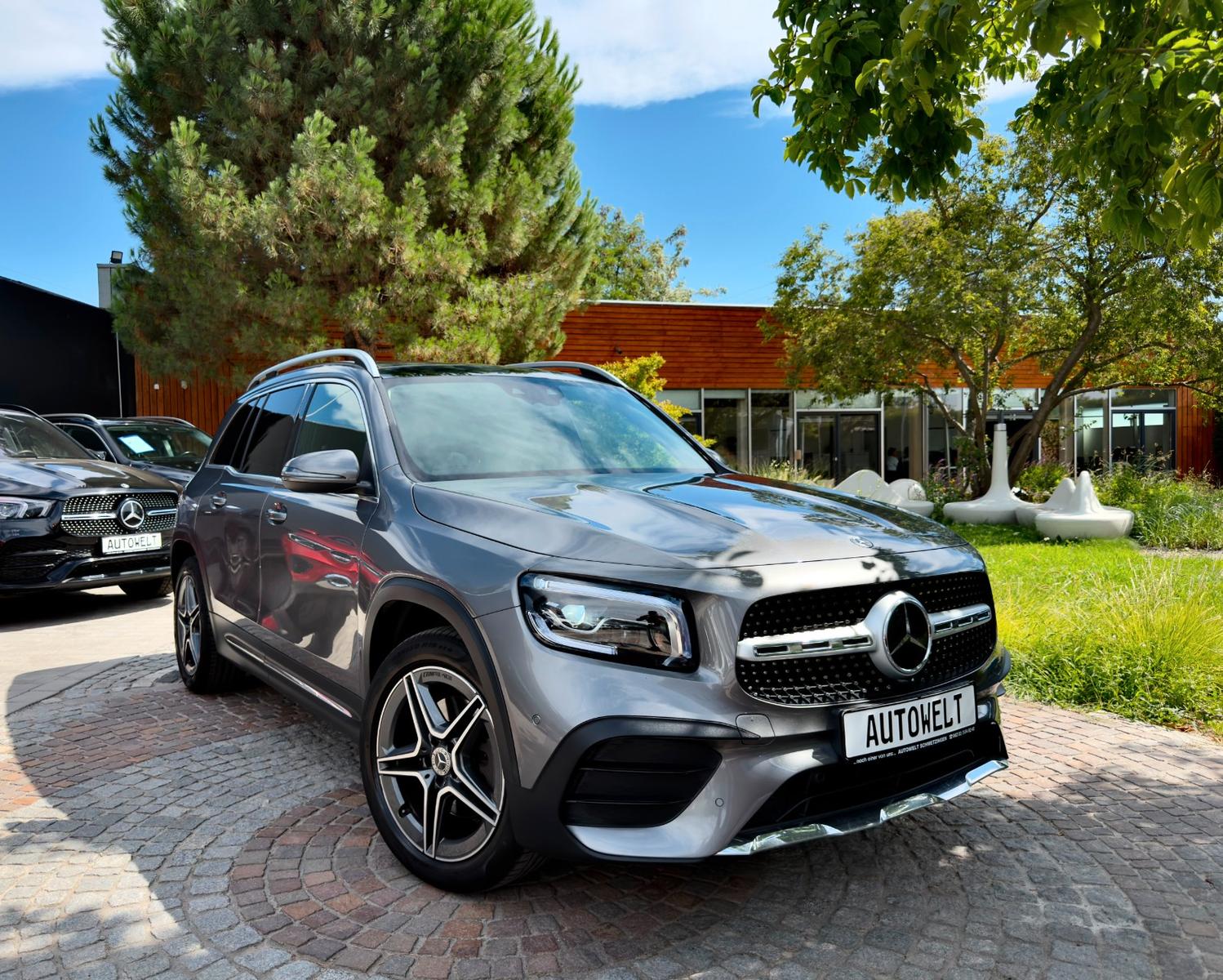 Mercedes-Benz GLB 200