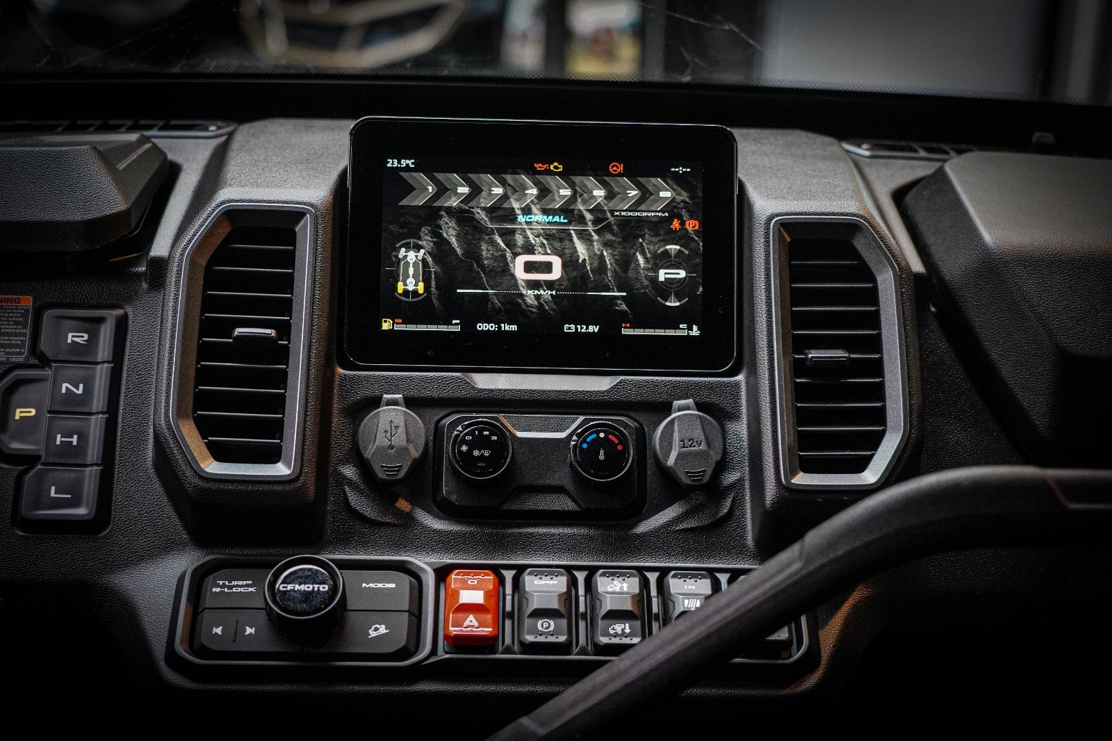 Fahrzeugabbildung CFMOTO Uforce U10 Pro Highland VOLL