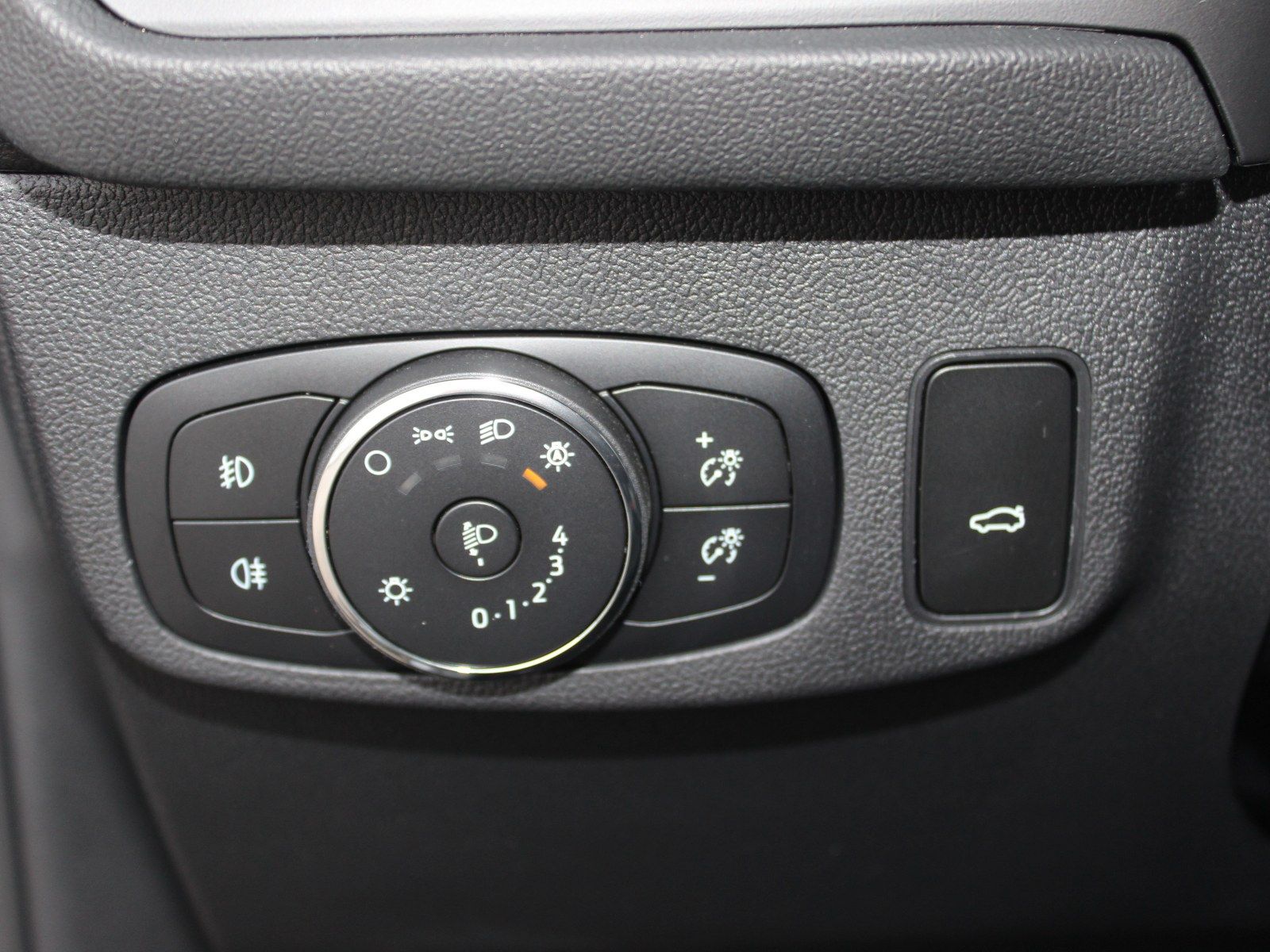 Fahrzeugabbildung Ford Focus ST-Line X 1,5 EcoBlue