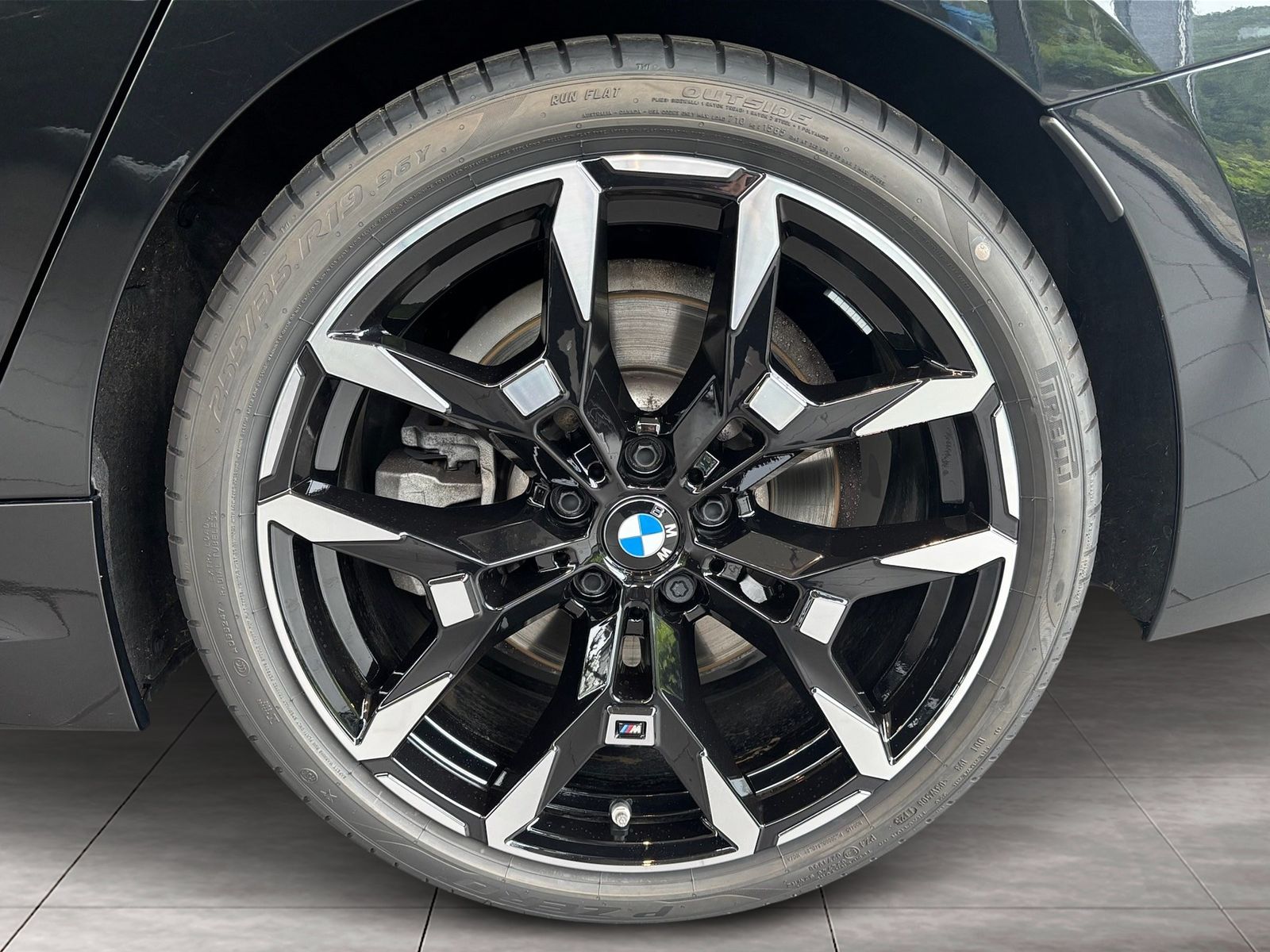 BMW 330 - Bild 9