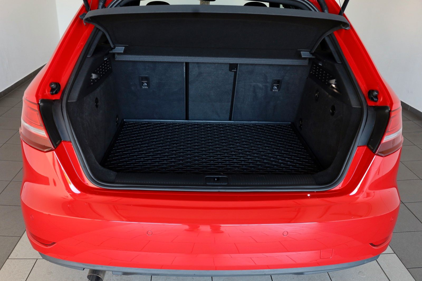Fahrzeugabbildung Audi A3 Sportback 30 TDI Navi,Xenon,SH,PDC,Allwetter