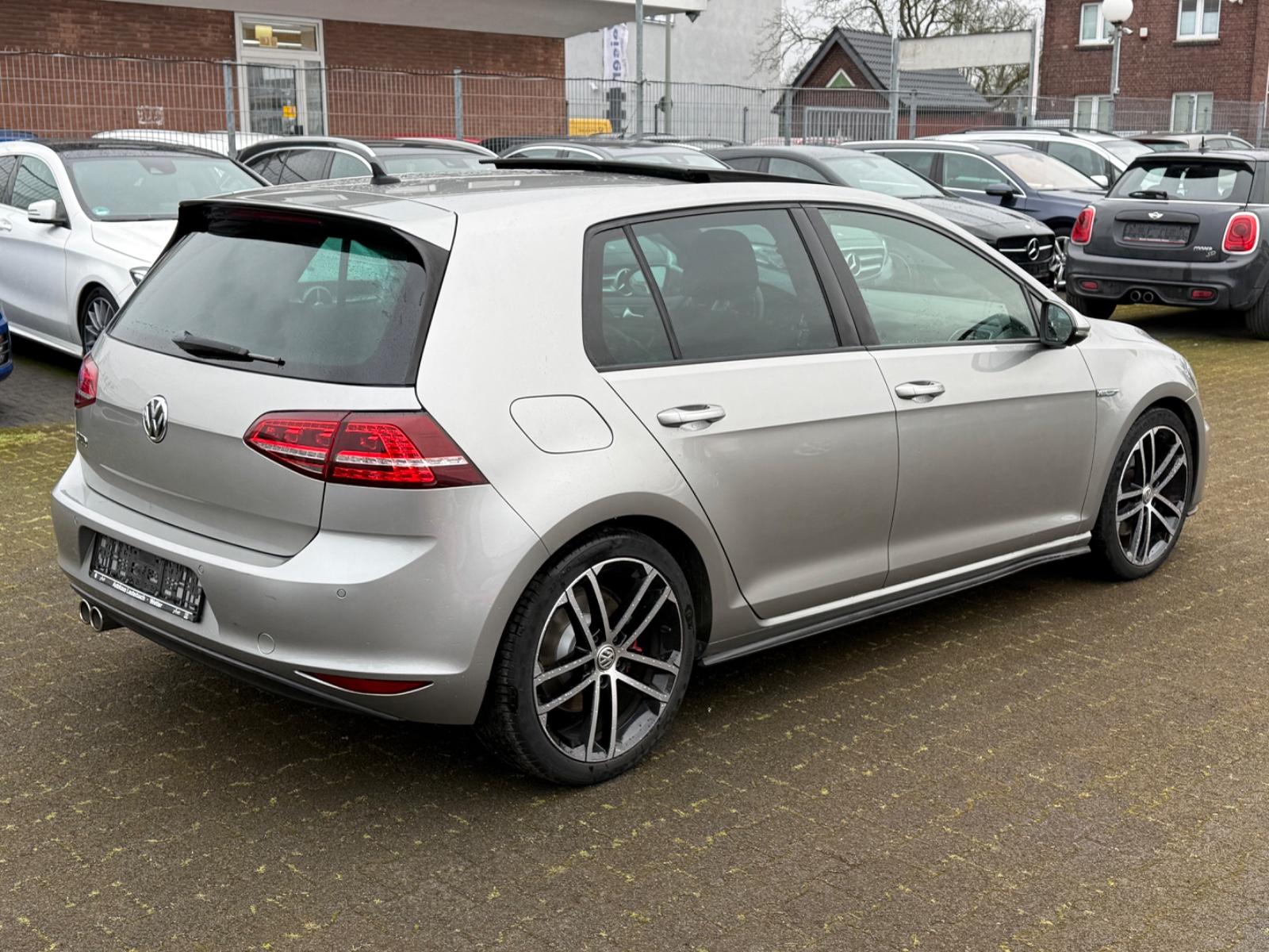 Volkswagen Golf VII 2.0TDI GTD BMT Panoram Kam Sport-Sound
