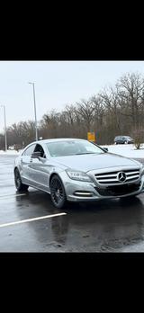 Mercedes-Benz Mercedes cls 2.2 diesel - Mercedes-Benz CLS 220 von privat