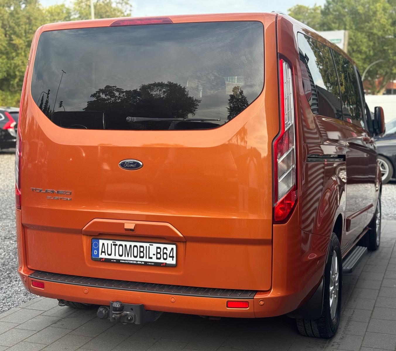 Ford Transit Custom L1 Titanium X *AUTOMATIK|9-SITZE*