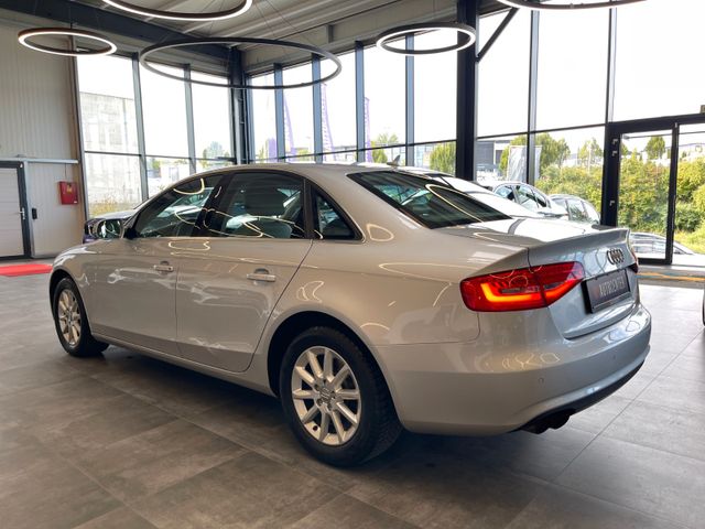 Audi A4 Lim. Ambiente *Xenon*Navi*Standheizung*