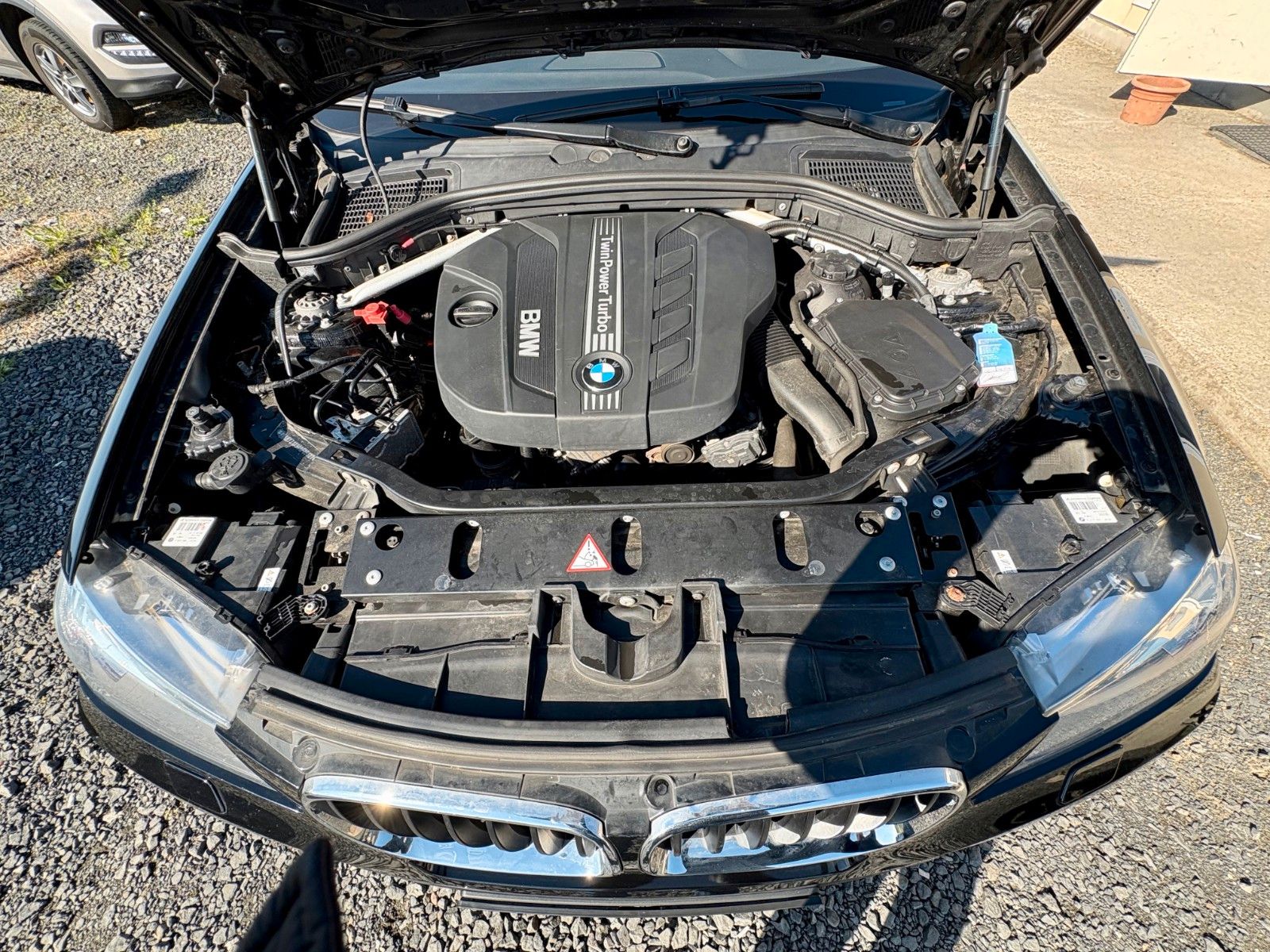 Fahrzeugabbildung BMW X3 xDrive20d Aut. Navi Xenon SPORTSITZE Leder PD