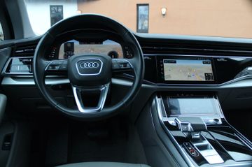 Audi Q7 - 6