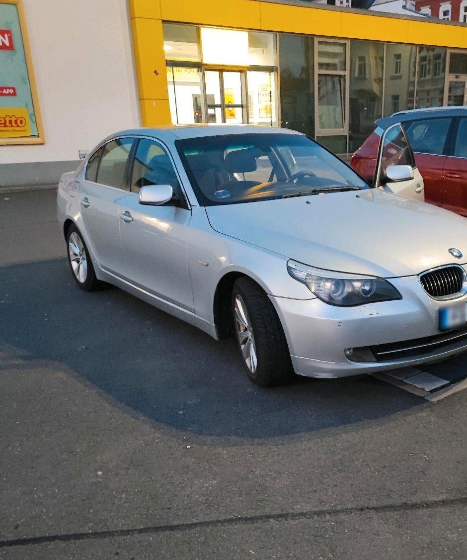 BMW 525