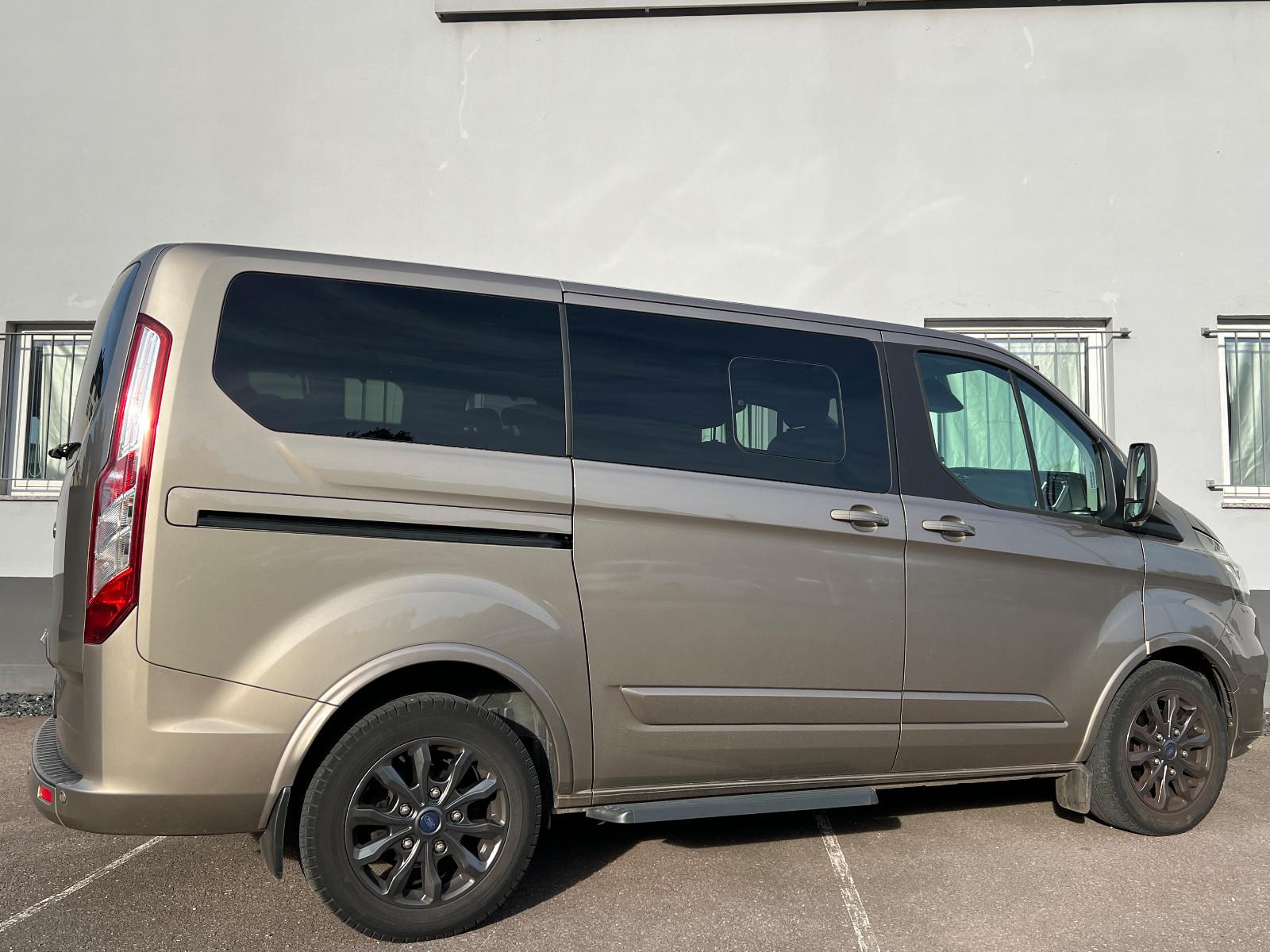 Ford Tourneo Custom 320 L1 Titanum X Navi Xenon E6