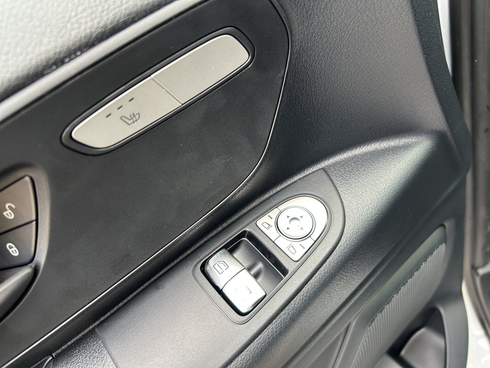 Fahrzeugabbildung Mercedes-Benz Vito 114 CDI Kasten Lang