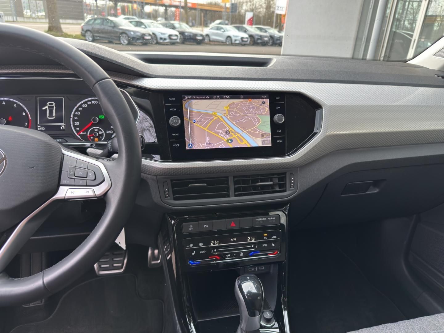 Fahrzeugabbildung Volkswagen T-Cross MOVE MOVE 1.0 TSI-DSG,Navi,ACC,Climatron