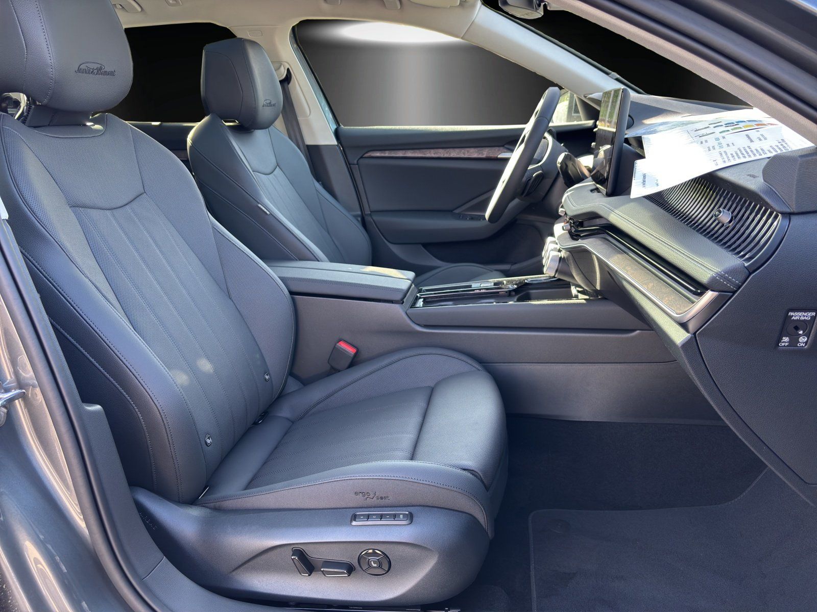 Fahrzeugabbildung SKODA Superb Combi L&K 1,5 TSI iV 150 kW DSG