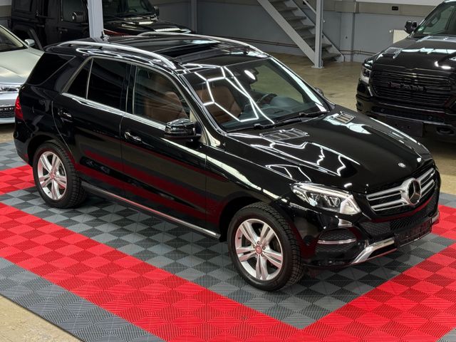 Mercedes-Benz GLE 350d 4Matic Panorama Soft-Close AHK 360° ACC