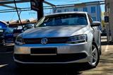 Volkswagen Jetta VI 1.6 TDI  Comfortline Automatic - Volkswagen Jetta: Comfortline