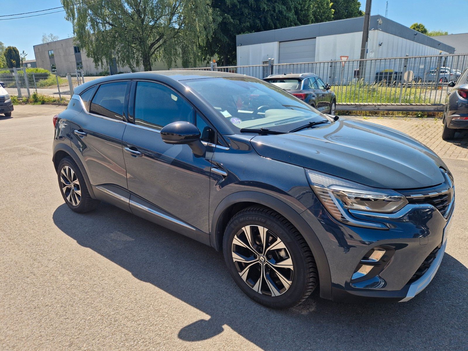 Renault Captur 1,6 E TECH Hybrid PLUG IN, Techno, CAM