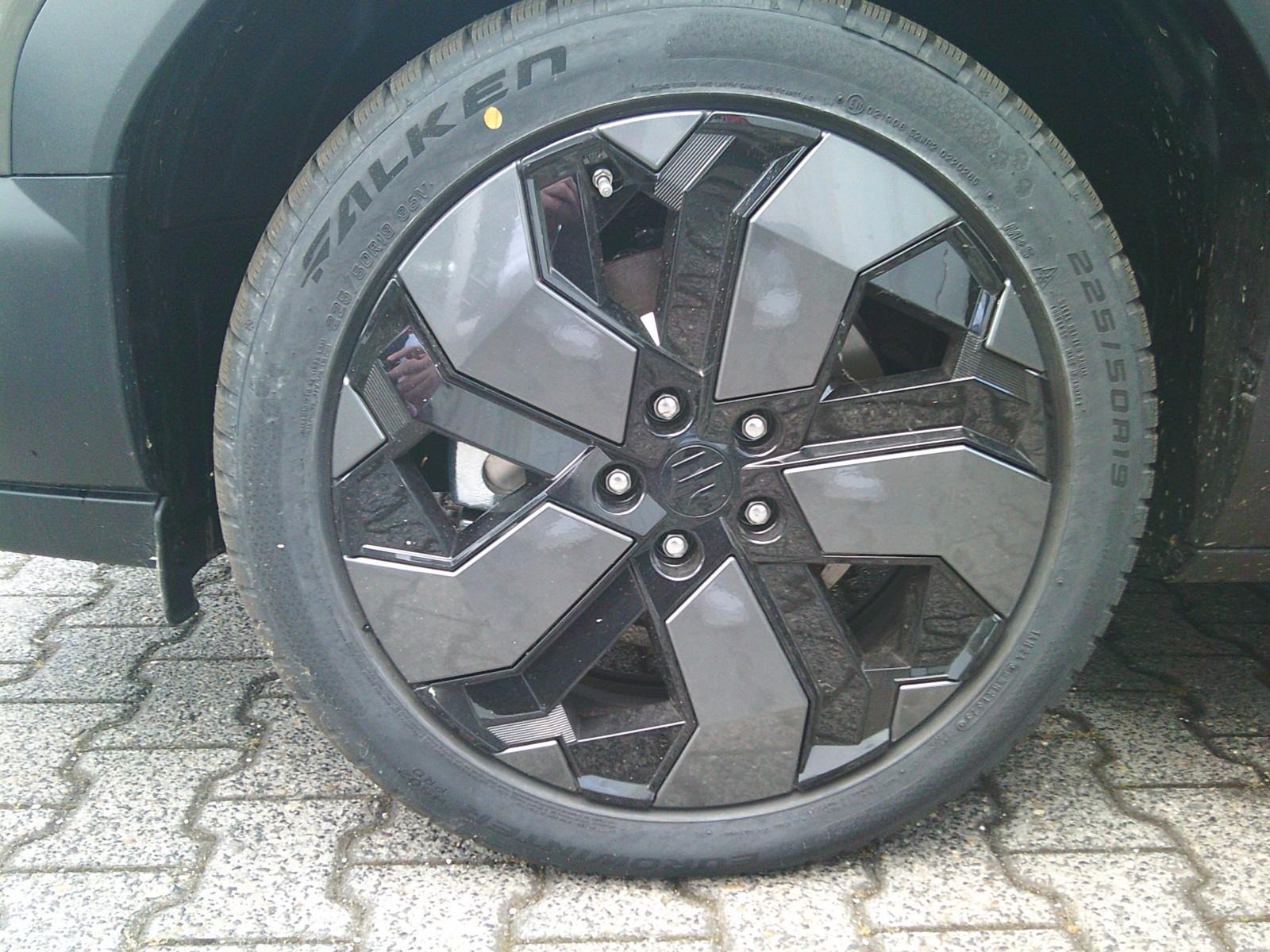 Suzuki e Vitara 128 kW eAxle Comfort+