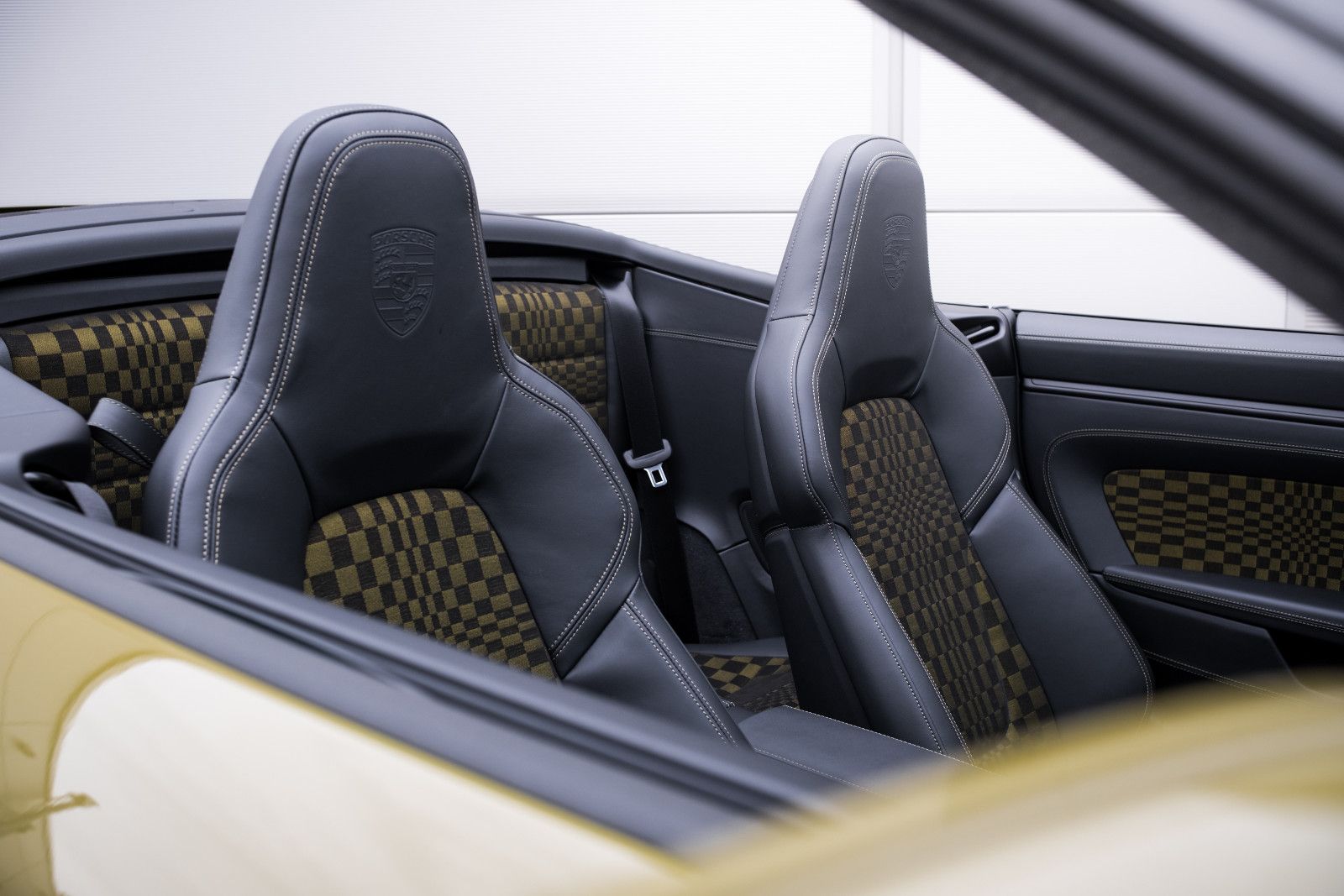 Fahrzeugabbildung Porsche 911 Spirit 70-PCCB-PDCC-Inno-Burm.-Lift-LP 271TE