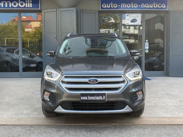 Ford Kuga 2.0 TDCI 150 CV S&S 4WD Titanium