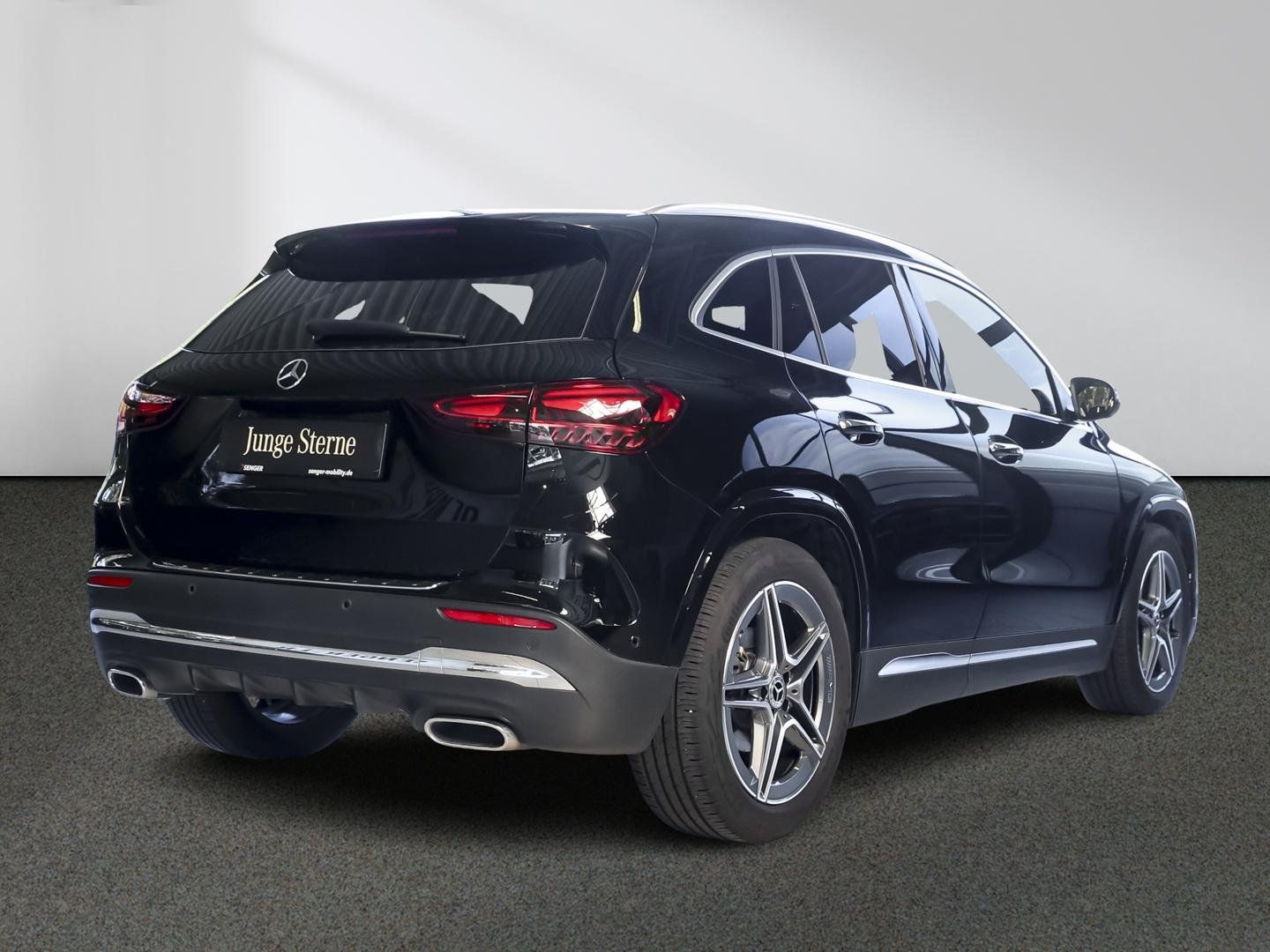 Mercedes-Benz GLA 200 AMG Advanced+ Kamera Keyless-Go Ambiente imagem 3