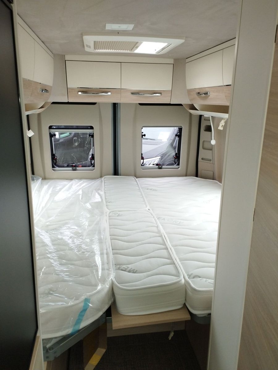 Fahrzeugabbildung Eura Mobil Van V 635 EB Automatik, Markise, Mondial Plus