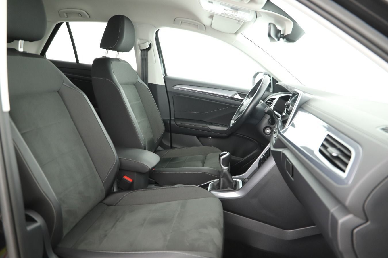 Volkswagen T-Roc - Bild 7
