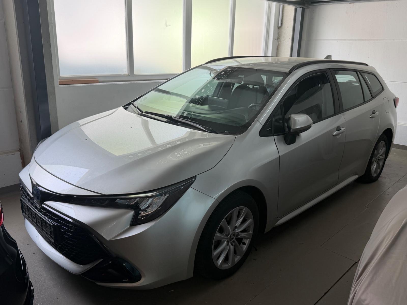 Toyota Corolla Touring Sports Hybrid Business Edition