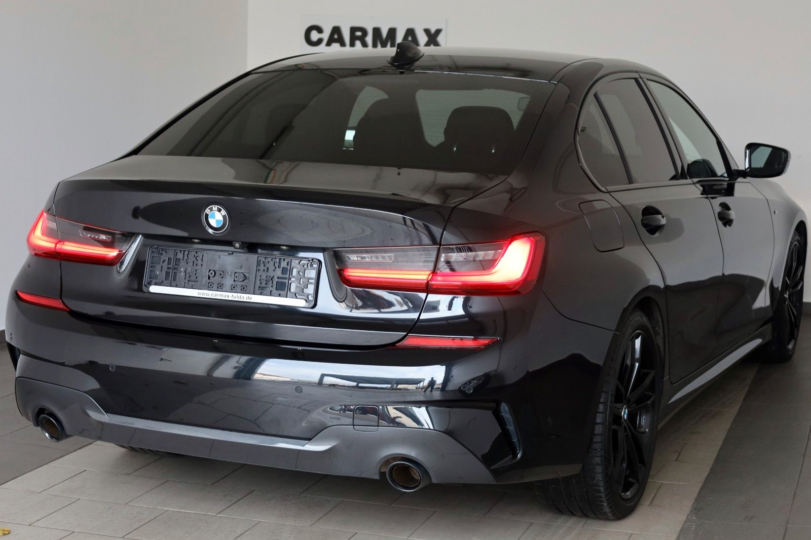 Fahrzeugabbildung BMW 320 i M Sport, T.Leder,Navi,LED,SH,Kamera