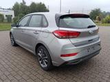 Hyundai i30 1.0 T-GDI 48V-Hybrid Trend GJR ISOFIX LED - Hyundai i30 Gebrauchtwagen in Kiel