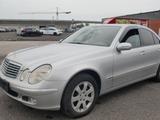 Mercedes-Benz E 240 ELEGANCE Elegance - graue Mercedes-Benz E 240