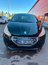 Peugeot 208 1.4 - Peugeot 208 mit Diesel-Antrieb: Automatik