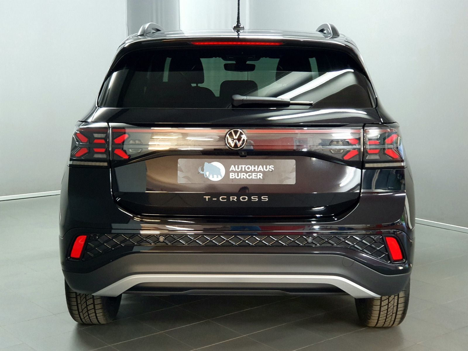 Volkswagen T-Cross R-Line 1.0TSI DSG ACC IQ.LIGHT RFK foto 5