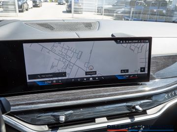 BMW X7 - 11