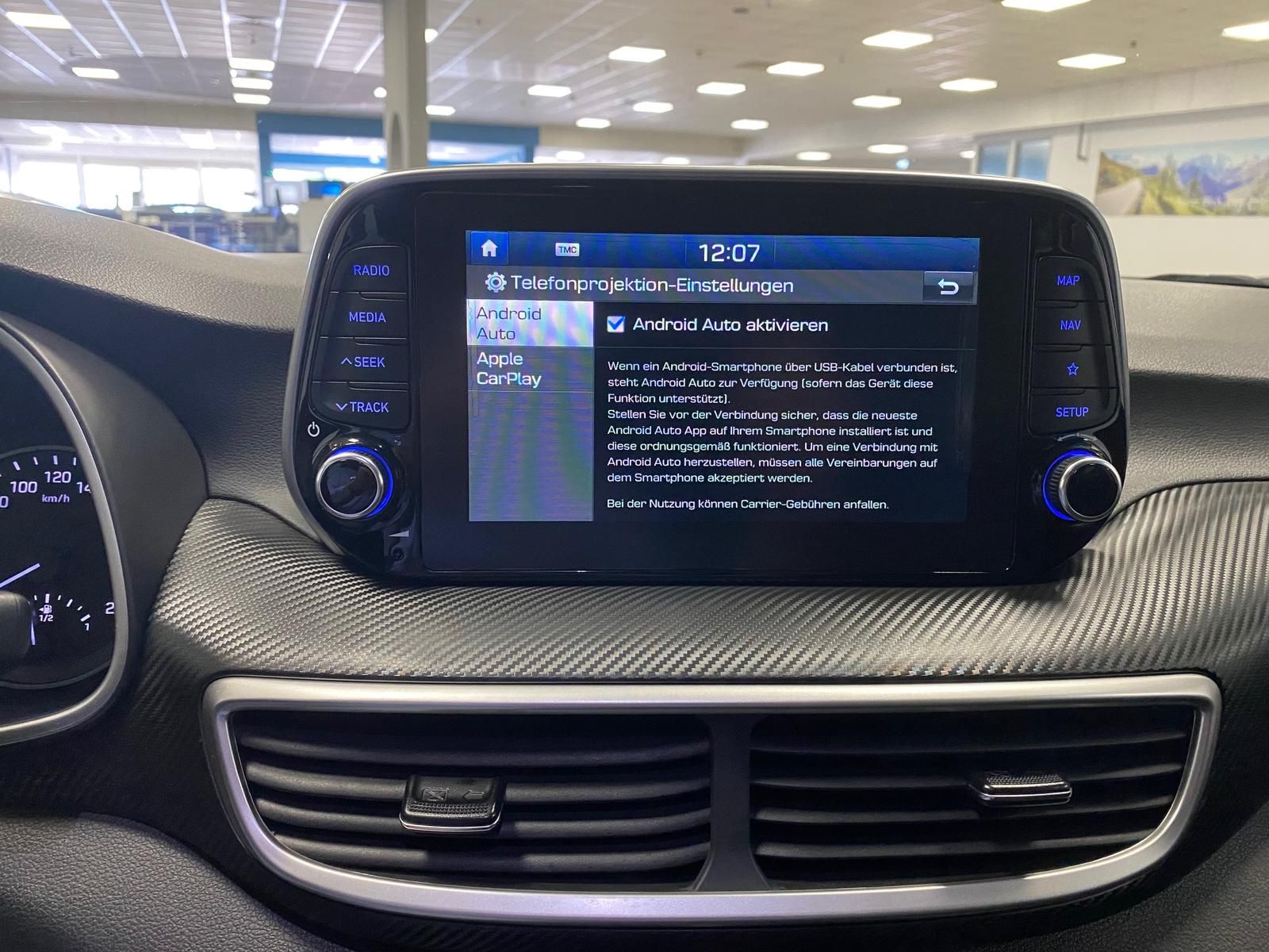 Fahrzeugabbildung Hyundai TUCSON 1.6+KAMERA+NAVI+ALLWETTER+PANORAMADACH
