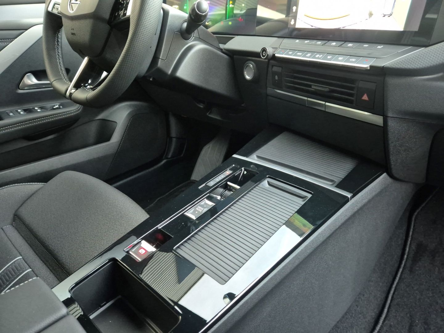 Fahrzeugabbildung Opel Astra 1.5 D EU6e L Sports Tourer GS HUD Navi 360