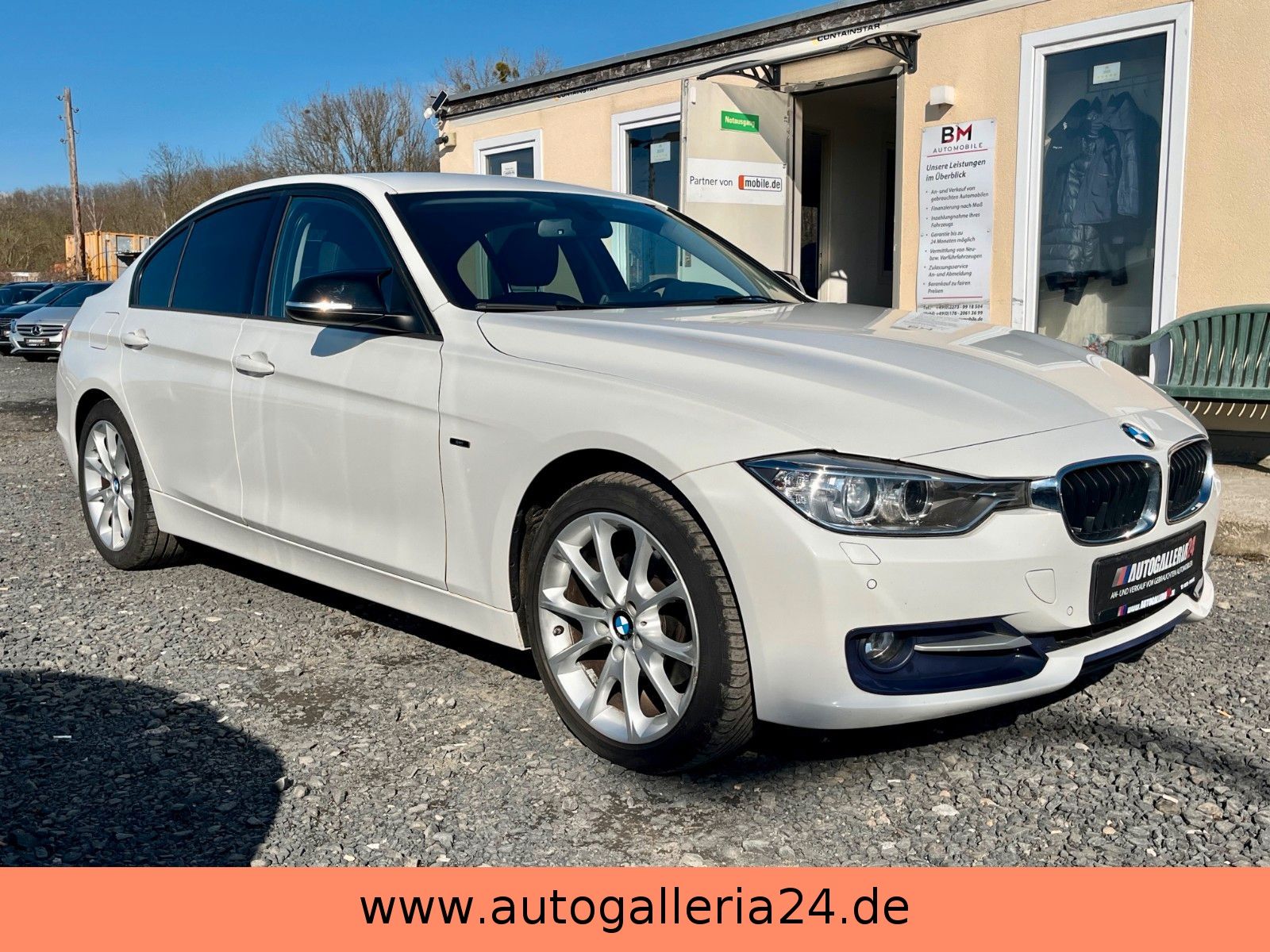 Fahrzeugabbildung BMW 320d Limo Aut. SPORT LINE Navi Xenon SPORTSITZE