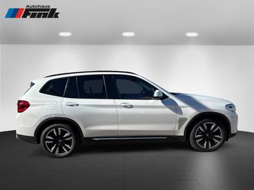 BMW iX3 DAB LED WLAN RFK Parkassistent el. Sitze