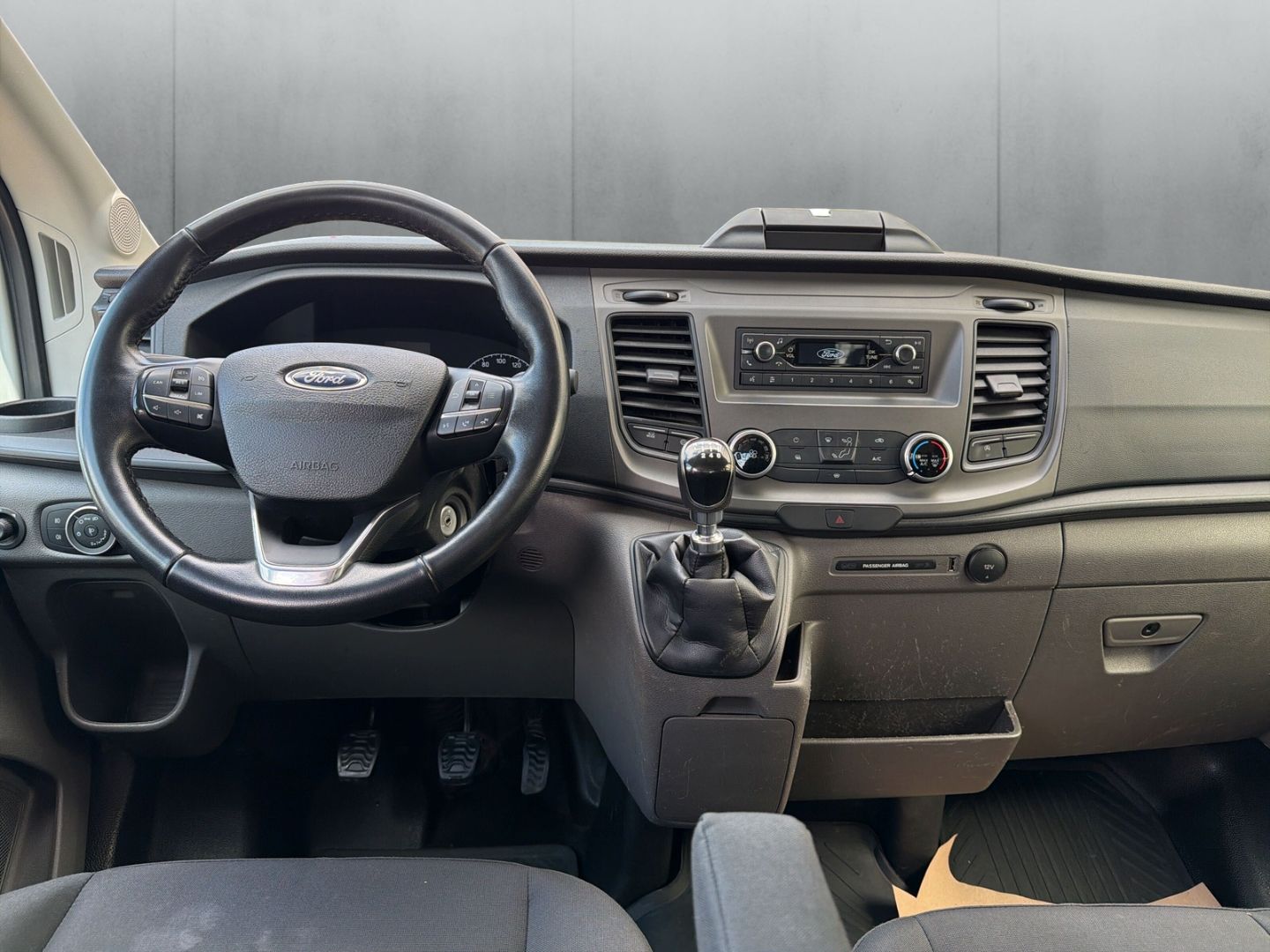 Fahrzeugabbildung Ford Transit Pritsche 350 L3 Doppelkabine Trend AHK D