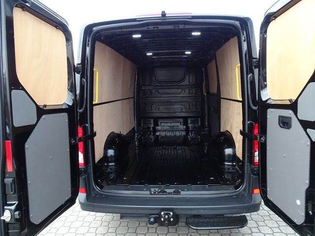 Crafter 35 Kasten MR FWD - LED / AHZV