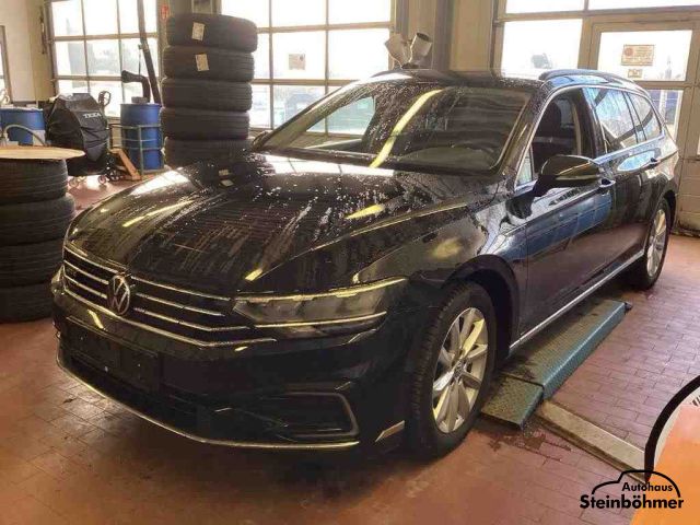 Volkswagen Passat Variant GTE Variant 1.4TSI DSG LED NAV