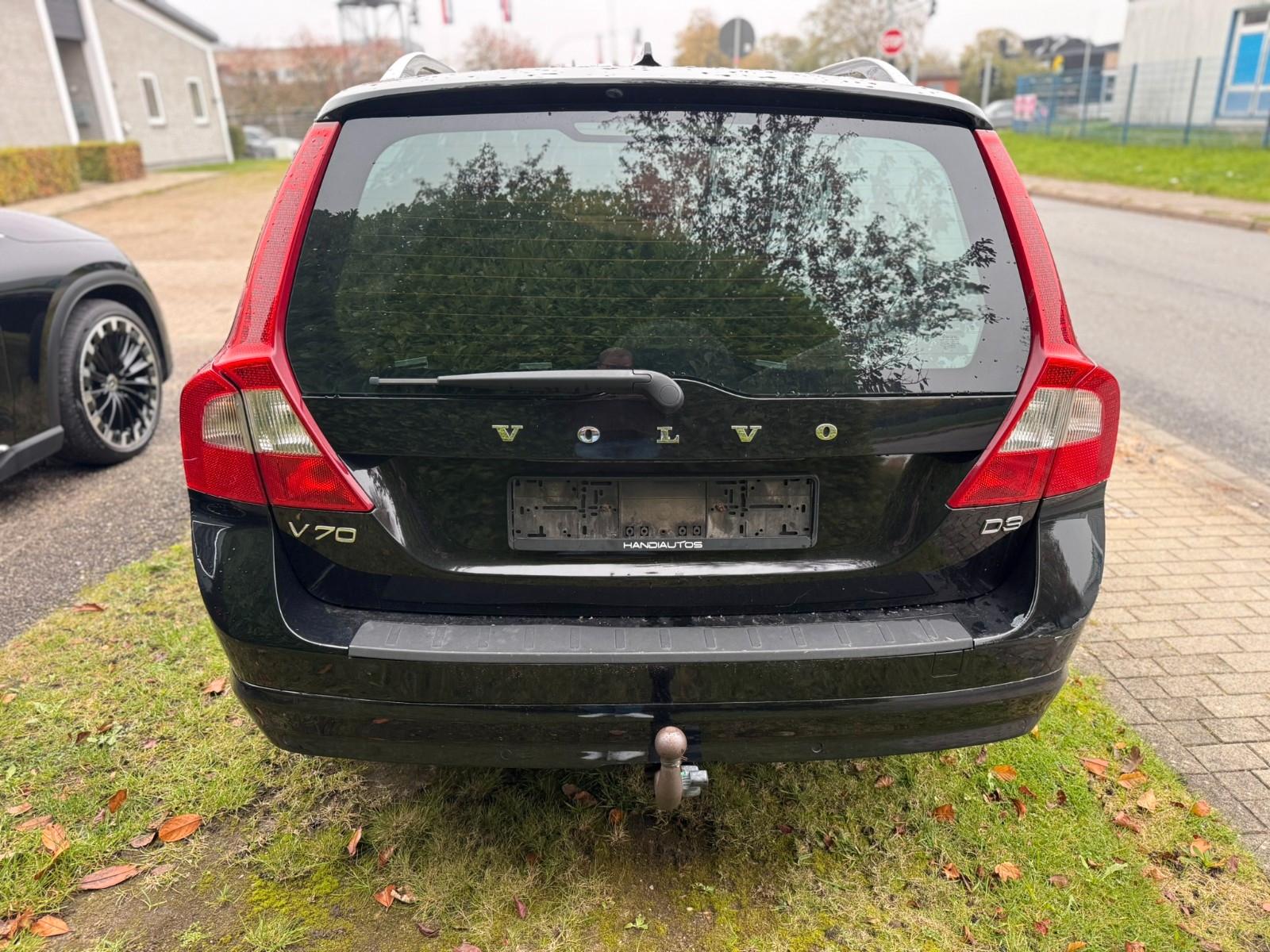Volvo V70 2011 — photo 7