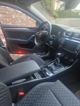 Skoda Superb 2.0 TDI Style Combi Style - Skoda Superb von privat